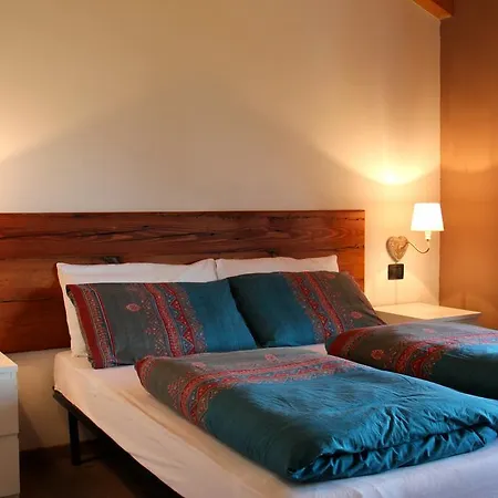 Mortirolo Bed & Breakfast *